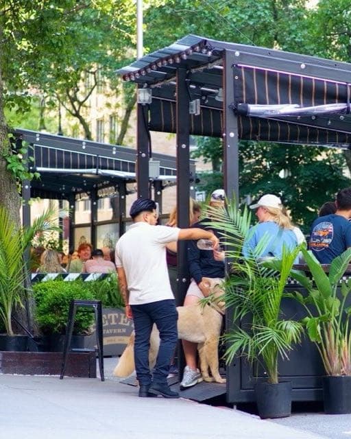STREETSEATS