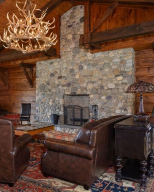 Windham Farmhouses & Luxury Barn
